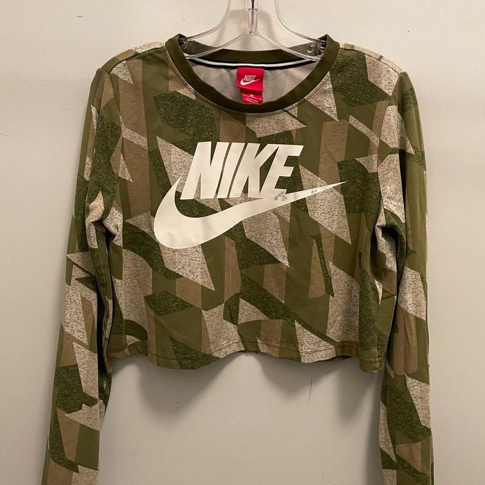 Nike top skyscraper khaki long sleeve cropped 846499-331